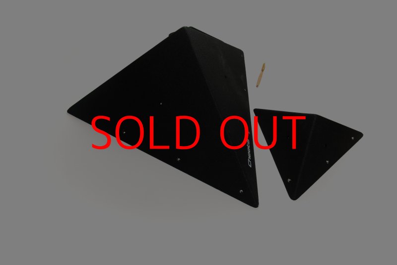 画像20: CT  Asymmetric pyramids 4 (20)